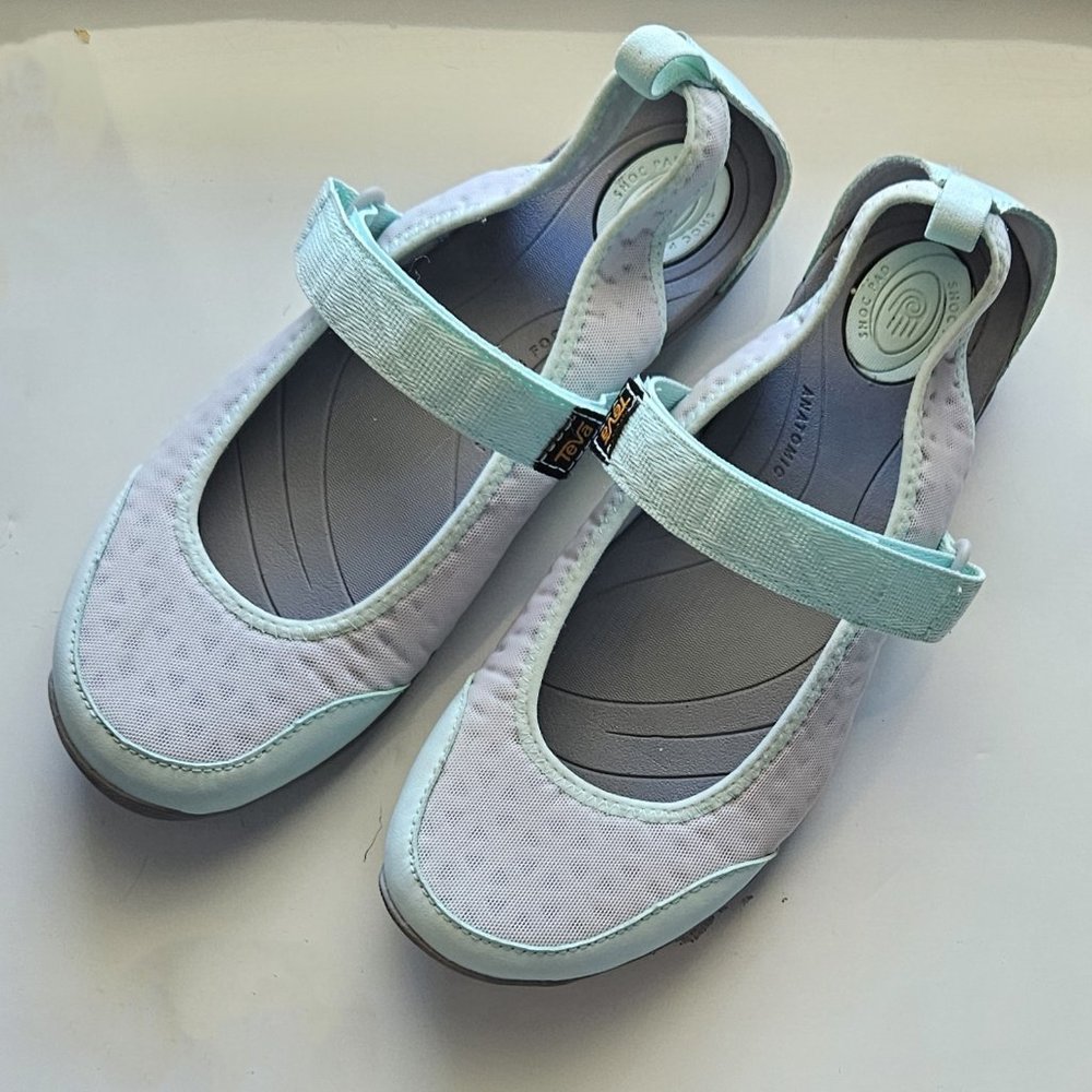 TEVA Mary Jane Sandals Women's 10 LIKE NEW! - Picture 2 of 10